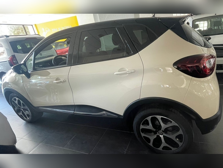 Renault Captur ZEN 130CV foto 3