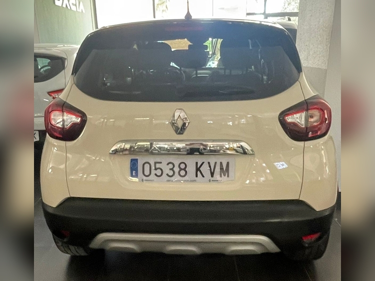 Renault Captur ZEN 130CV foto 4